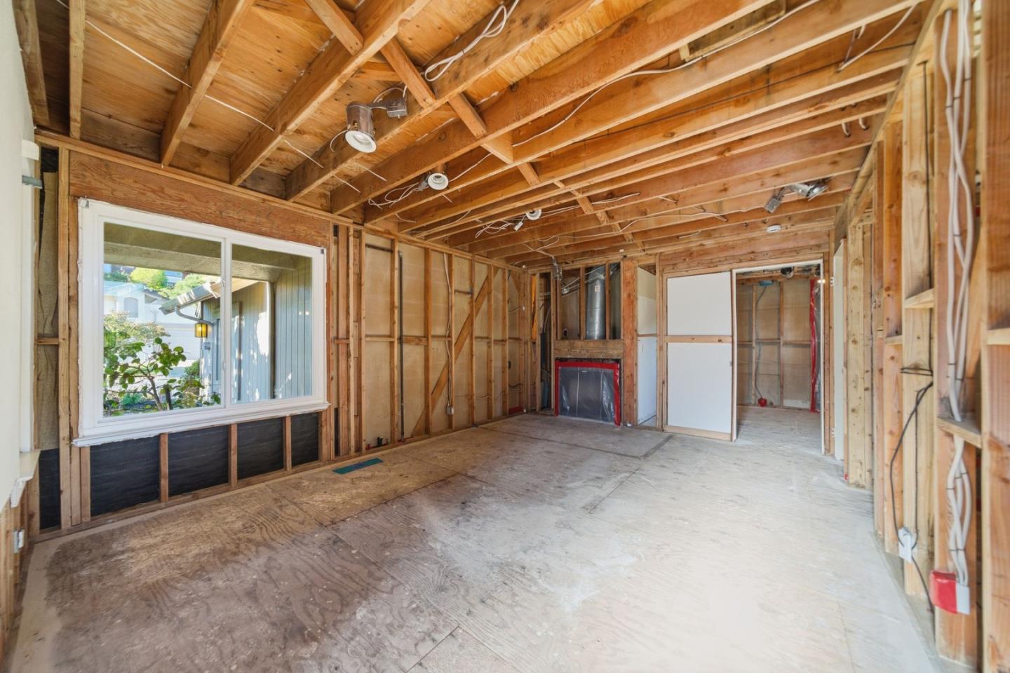 Detail Gallery Image 29 of 47 For 3400 Douglas Ct, San Mateo,  CA 94403 - 2 Beds | 2/1 Baths