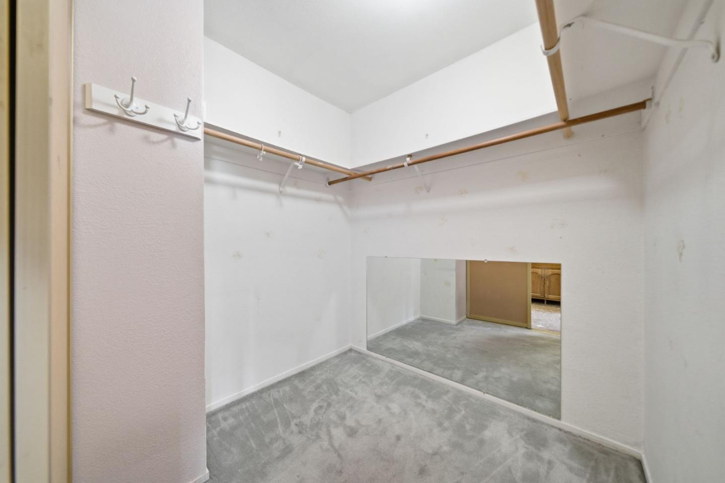 Detail Gallery Image 36 of 47 For 3400 Douglas Ct, San Mateo,  CA 94403 - 2 Beds | 2/1 Baths