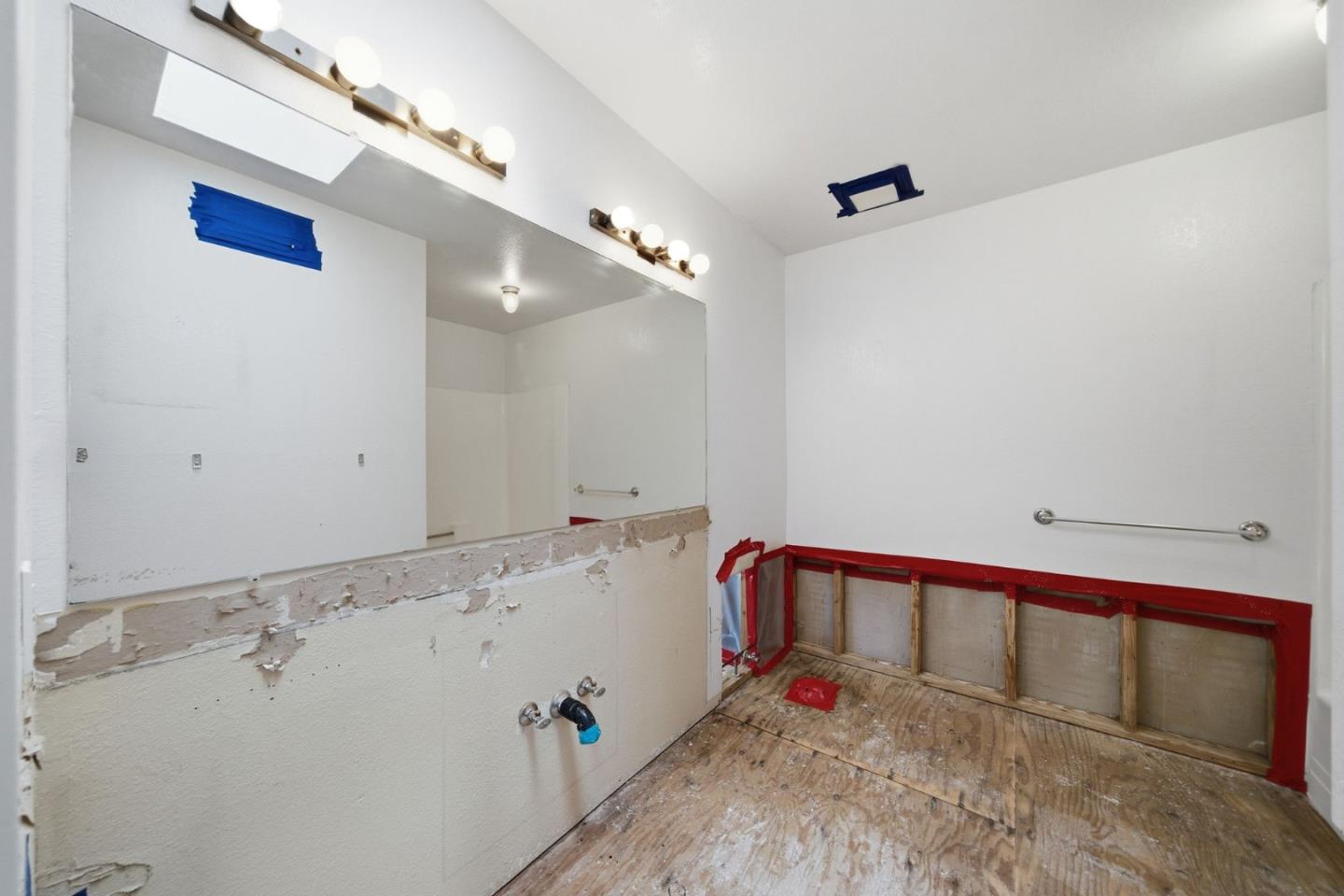 Detail Gallery Image 42 of 47 For 3400 Douglas Ct, San Mateo,  CA 94403 - 2 Beds | 2/1 Baths