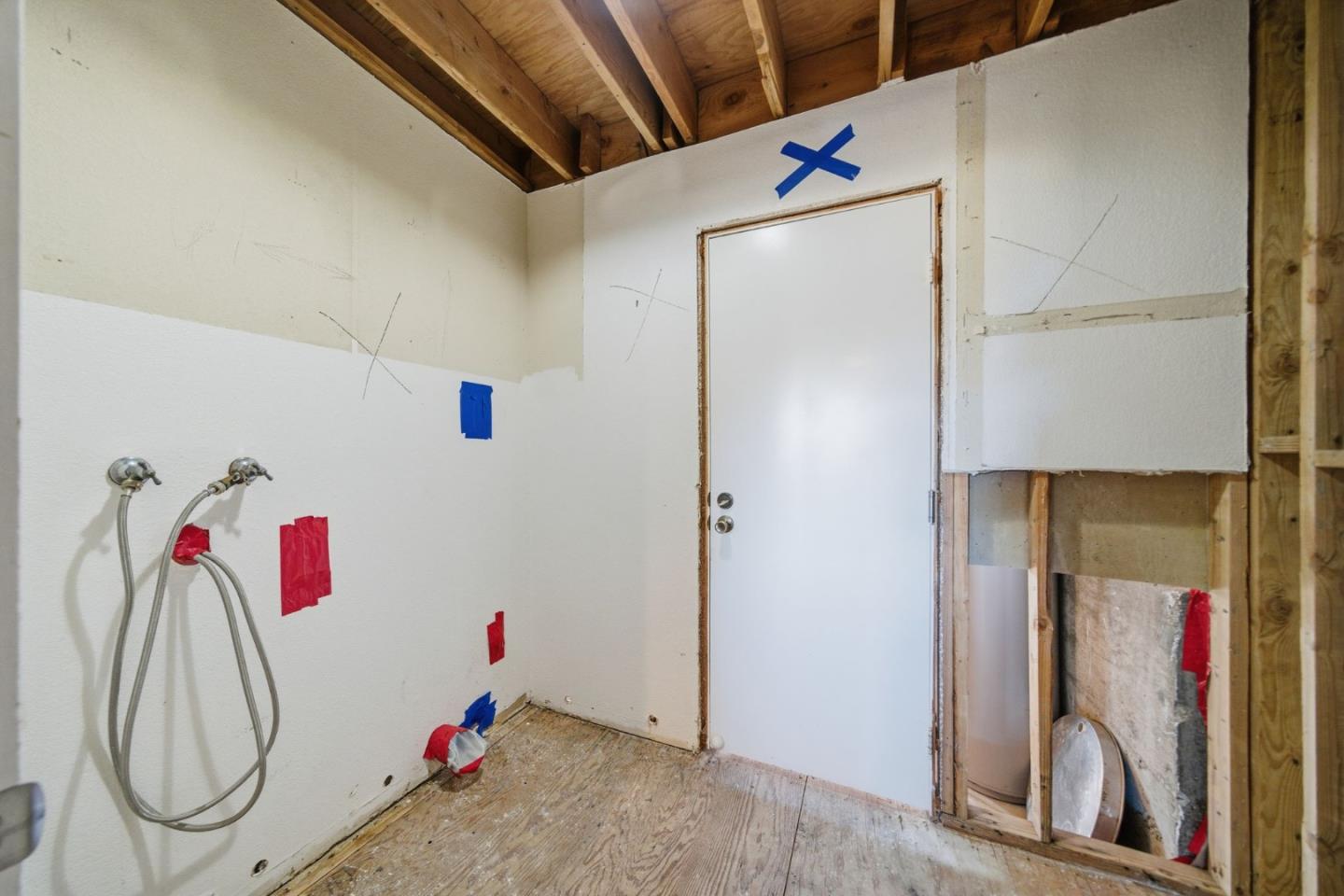 Detail Gallery Image 44 of 47 For 3400 Douglas Ct, San Mateo,  CA 94403 - 2 Beds | 2/1 Baths