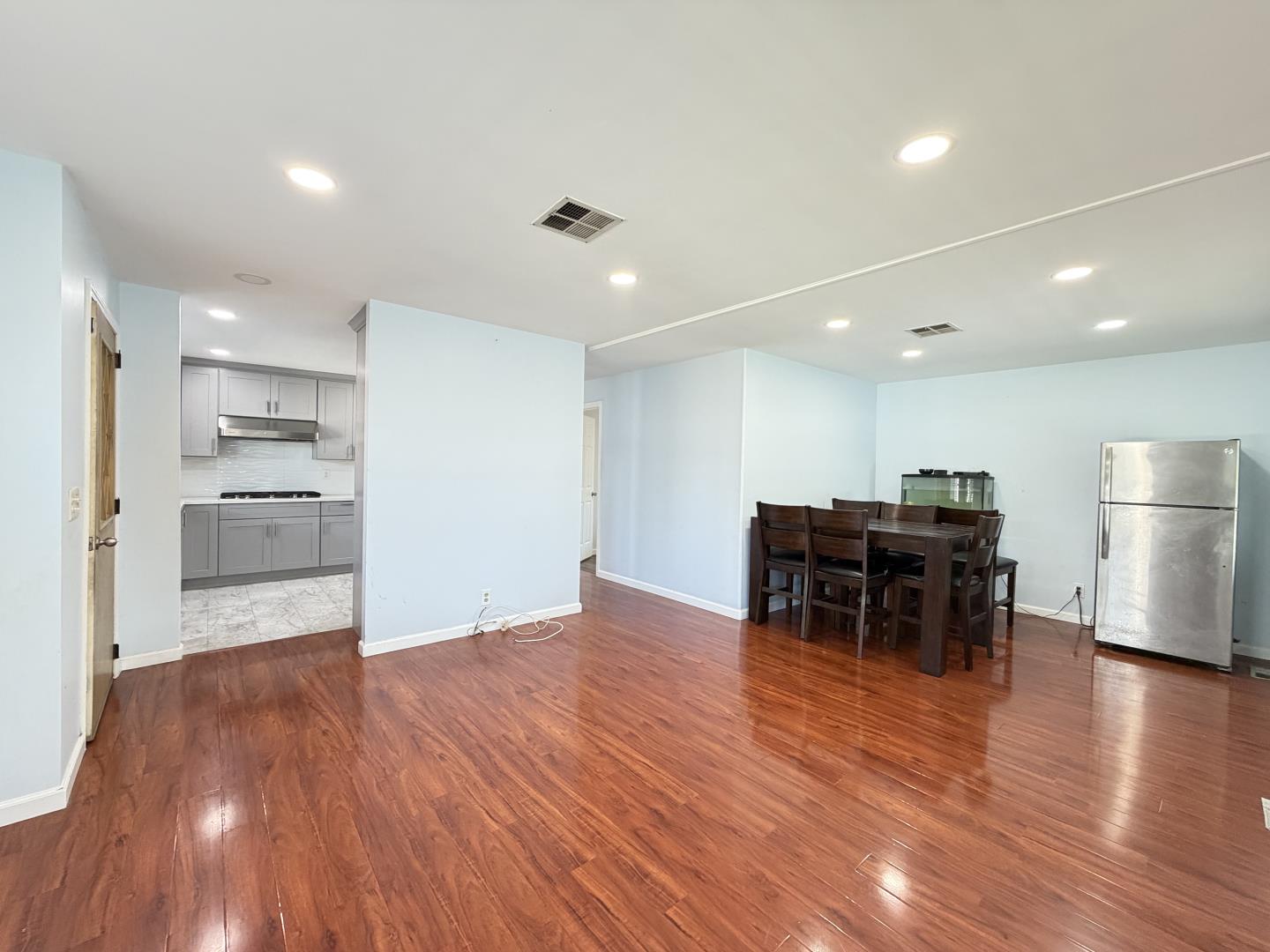 Detail Gallery Image 6 of 31 For 3637 Snell Ave Spc 276,  San Jose,  CA 95136 - 3 Beds | 2 Baths