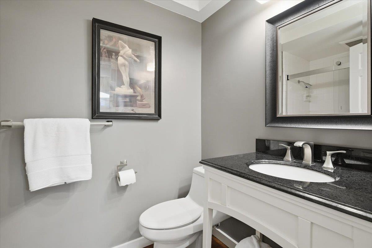 Detail Gallery Image 16 of 38 For 5915 Vista Loop, San Jose,  CA 95124 - 4 Beds | 3 Baths