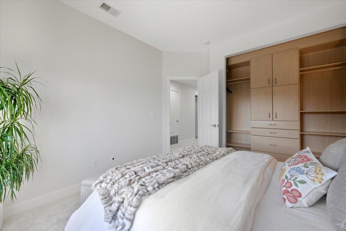 Detail Gallery Image 26 of 38 For 5915 Vista Loop, San Jose,  CA 95124 - 4 Beds | 3 Baths