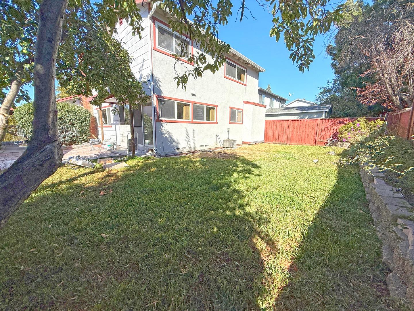 Detail Gallery Image 12 of 14 For 1776 Loch Ness Way, San Jose,  CA 95121 - 4 Beds | 2 Baths