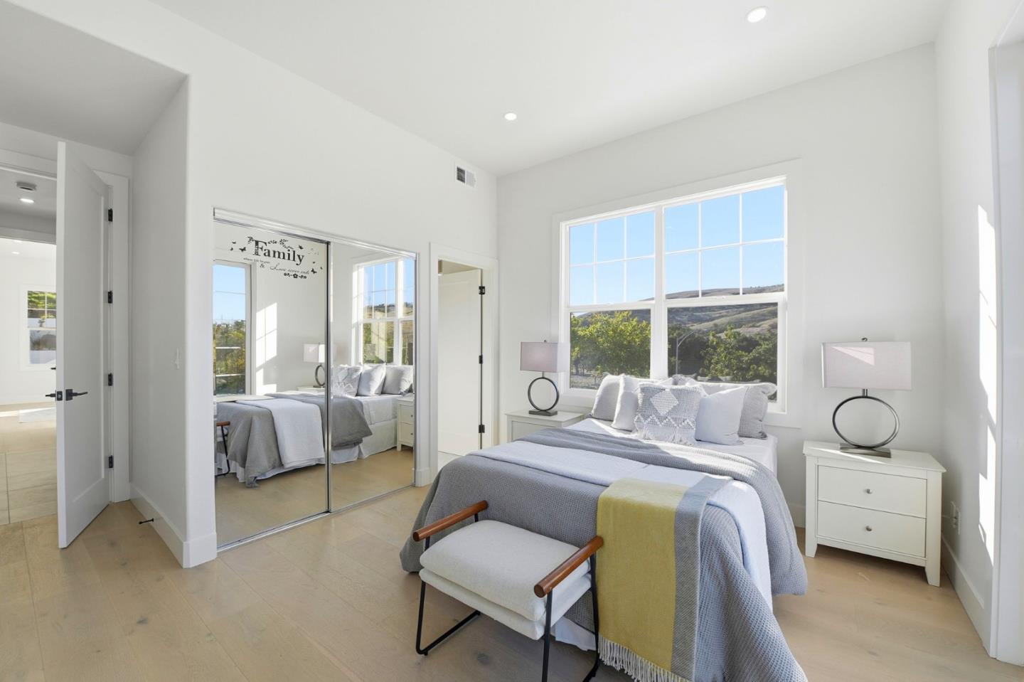 Detail Gallery Image 11 of 43 For 2118 Chisin St, San Jose,  CA 95121 - 6 Beds | 5/1 Baths