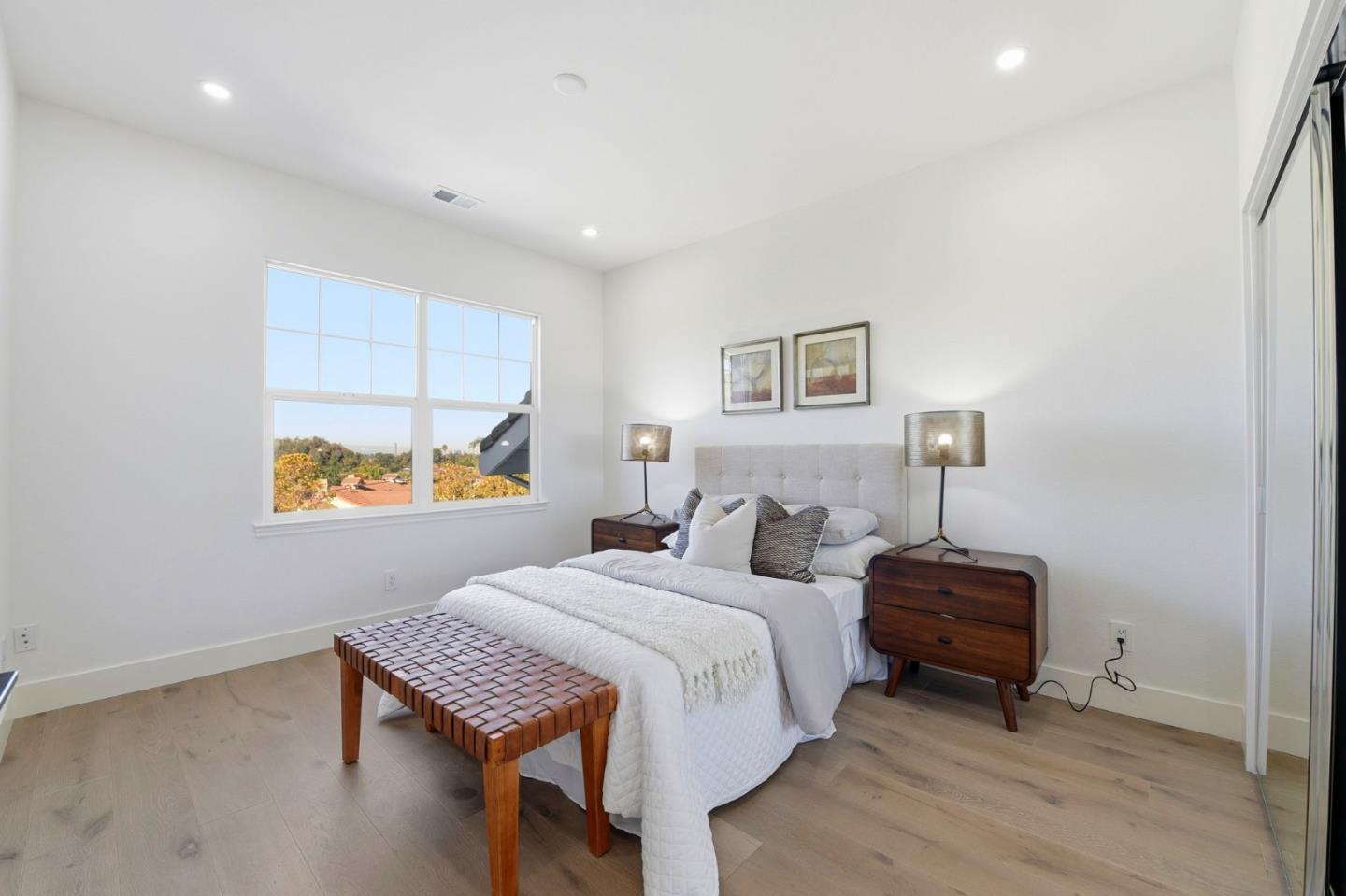 Detail Gallery Image 14 of 43 For 2118 Chisin St, San Jose,  CA 95121 - 6 Beds | 5/1 Baths