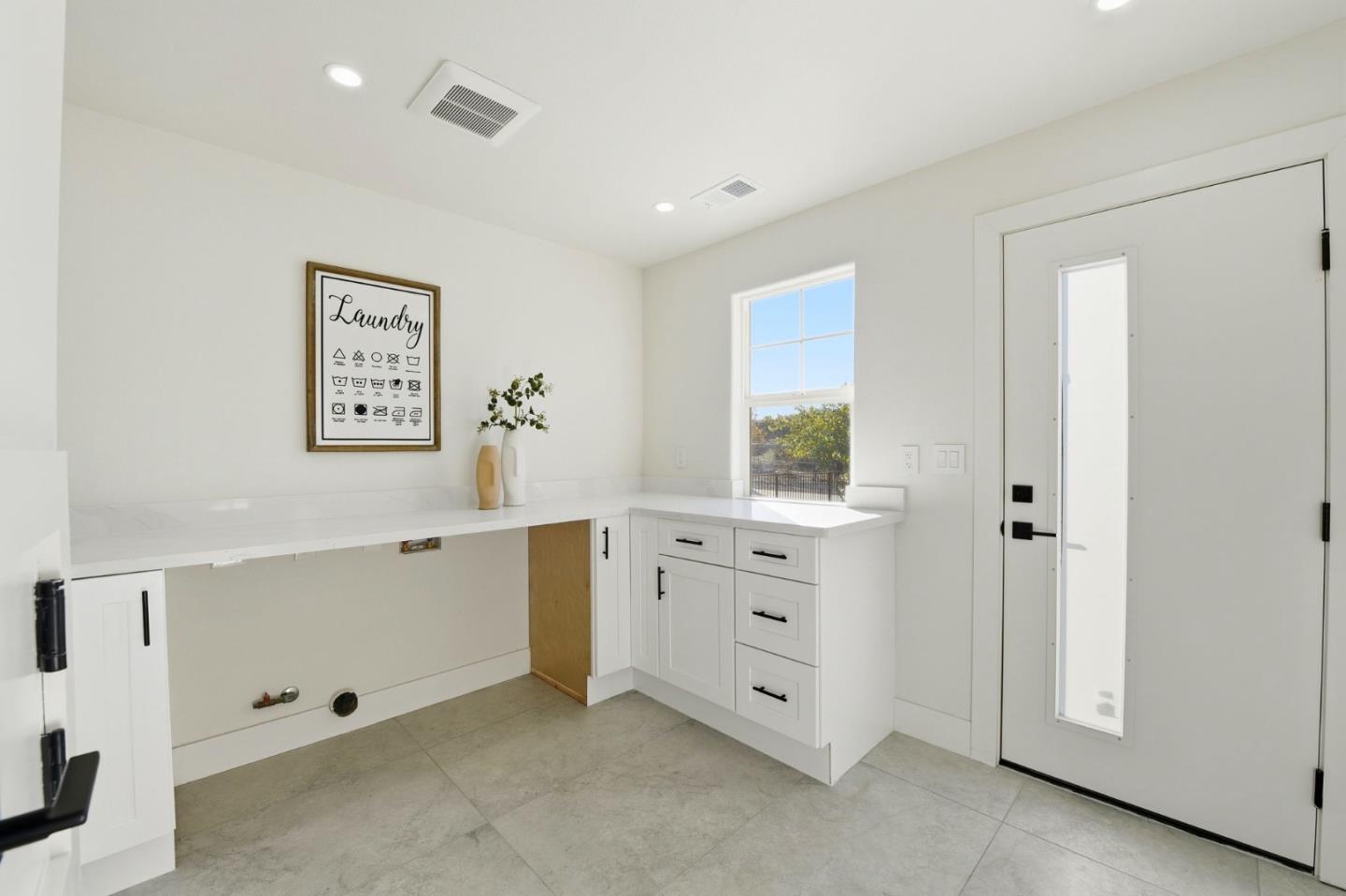 Detail Gallery Image 29 of 43 For 2118 Chisin St, San Jose,  CA 95121 - 6 Beds | 5/1 Baths