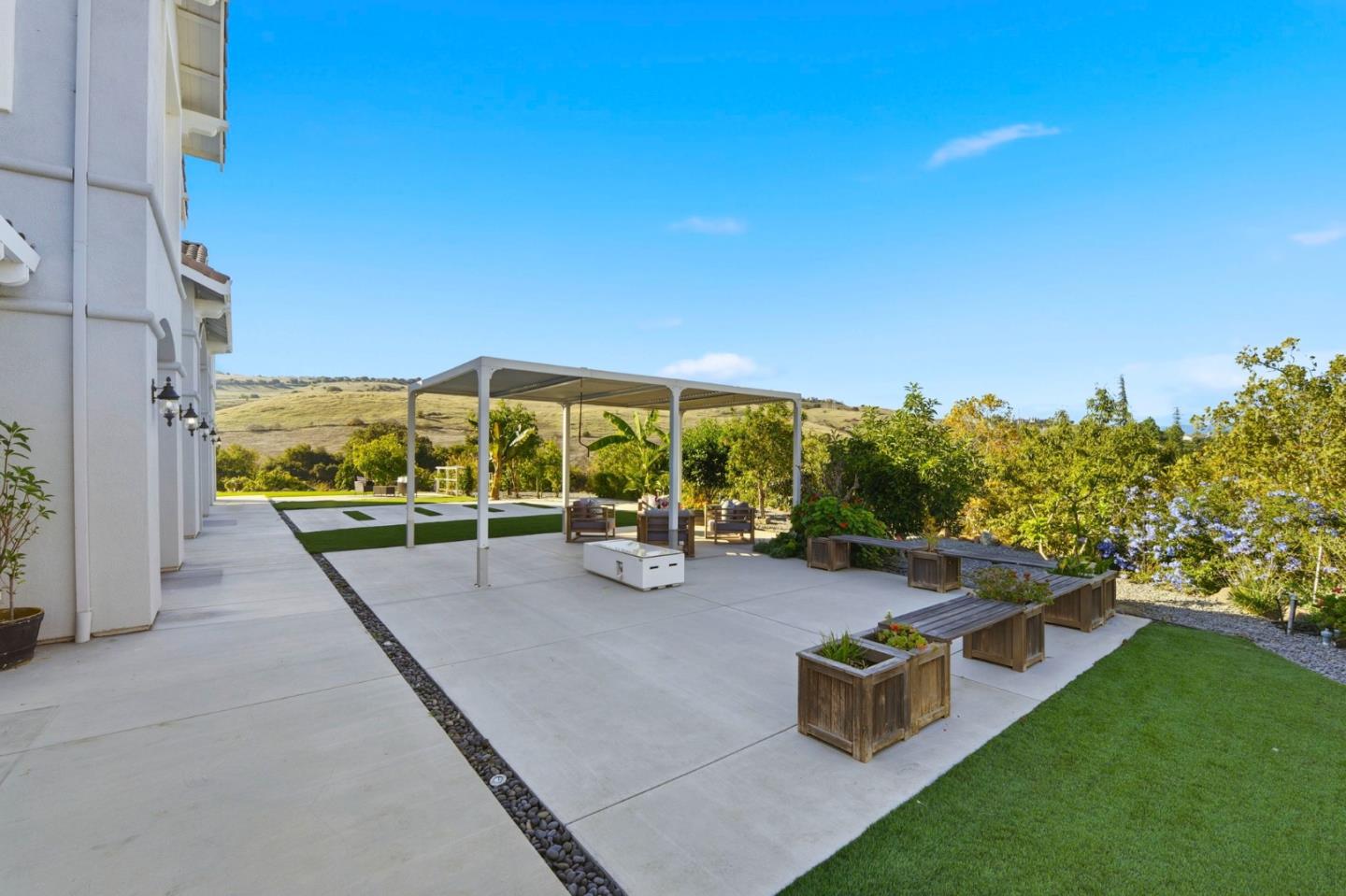 Detail Gallery Image 31 of 43 For 2118 Chisin St, San Jose,  CA 95121 - 6 Beds | 5/1 Baths