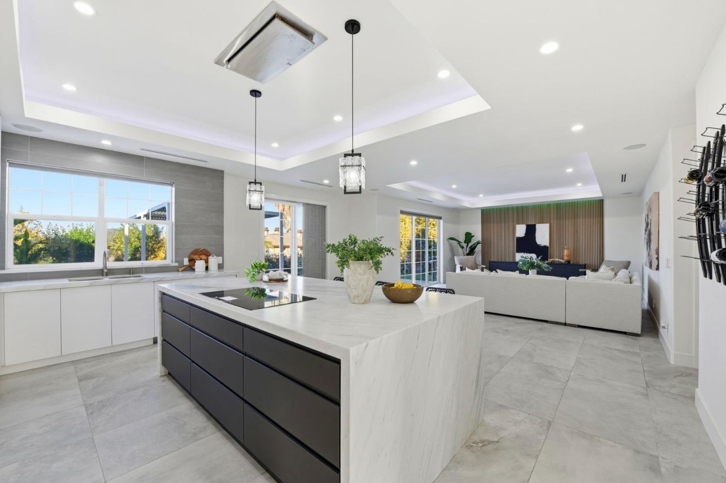 Detail Gallery Image 8 of 43 For 2118 Chisin St, San Jose,  CA 95121 - 6 Beds | 5/1 Baths