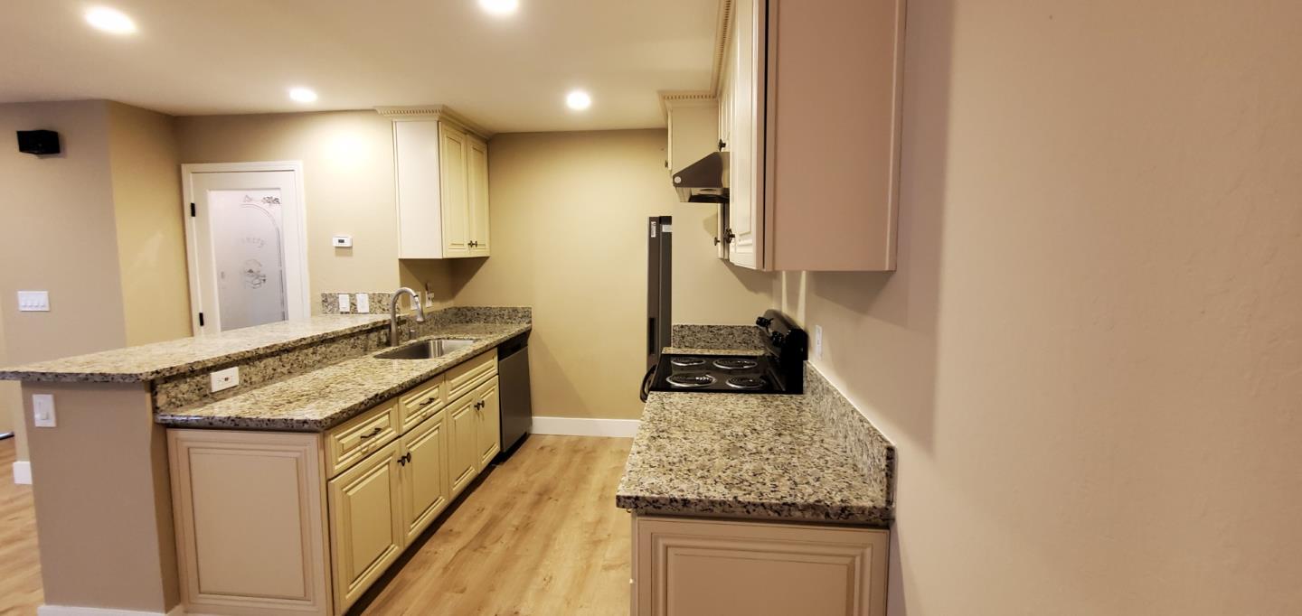 Detail Gallery Image 9 of 12 For 9085 Alcosta Blvd #419,  San Ramon,  CA 94583 - 2 Beds | 1 Baths