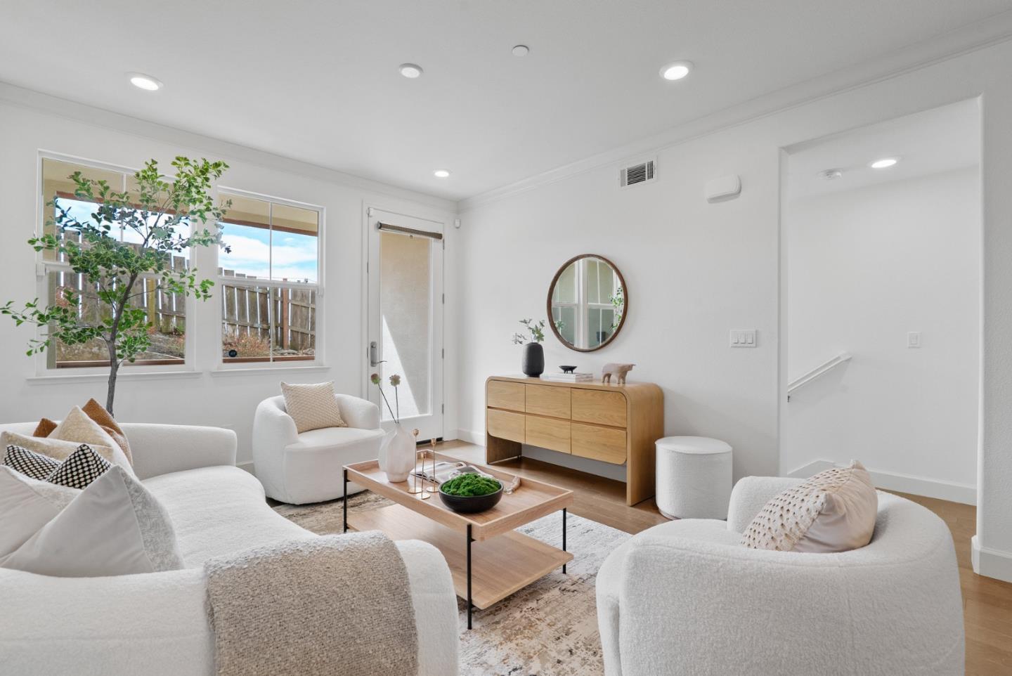 Detail Gallery Image 5 of 31 For 100 Chelsea Ct #B,  Daly City,  CA 94014 - 2 Beds | 2 Baths