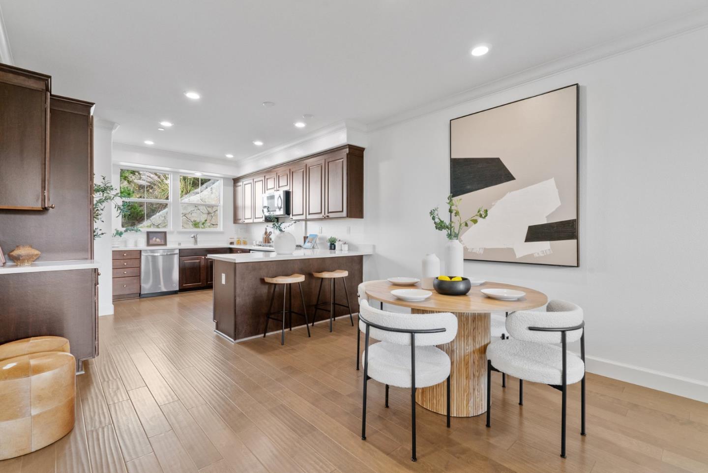 Detail Gallery Image 6 of 31 For 100 Chelsea Ct #B,  Daly City,  CA 94014 - 2 Beds | 2 Baths