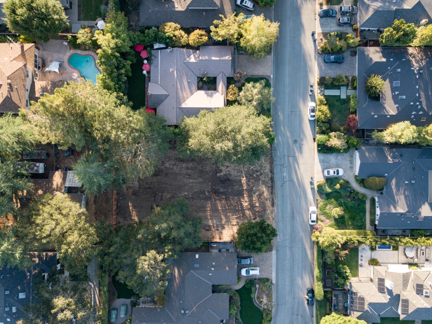 Detail Gallery Image 3 of 4 For 433 Patrick Way, Los Altos,  CA 94022 - – Beds | – Baths