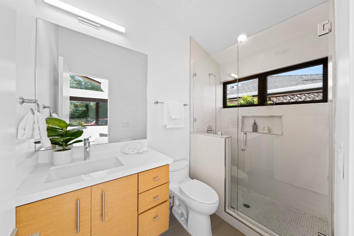 Detail Gallery Image 34 of 54 For 359 Stowell Ave, Sunnyvale,  CA 94085 - 4 Beds | 3 Baths