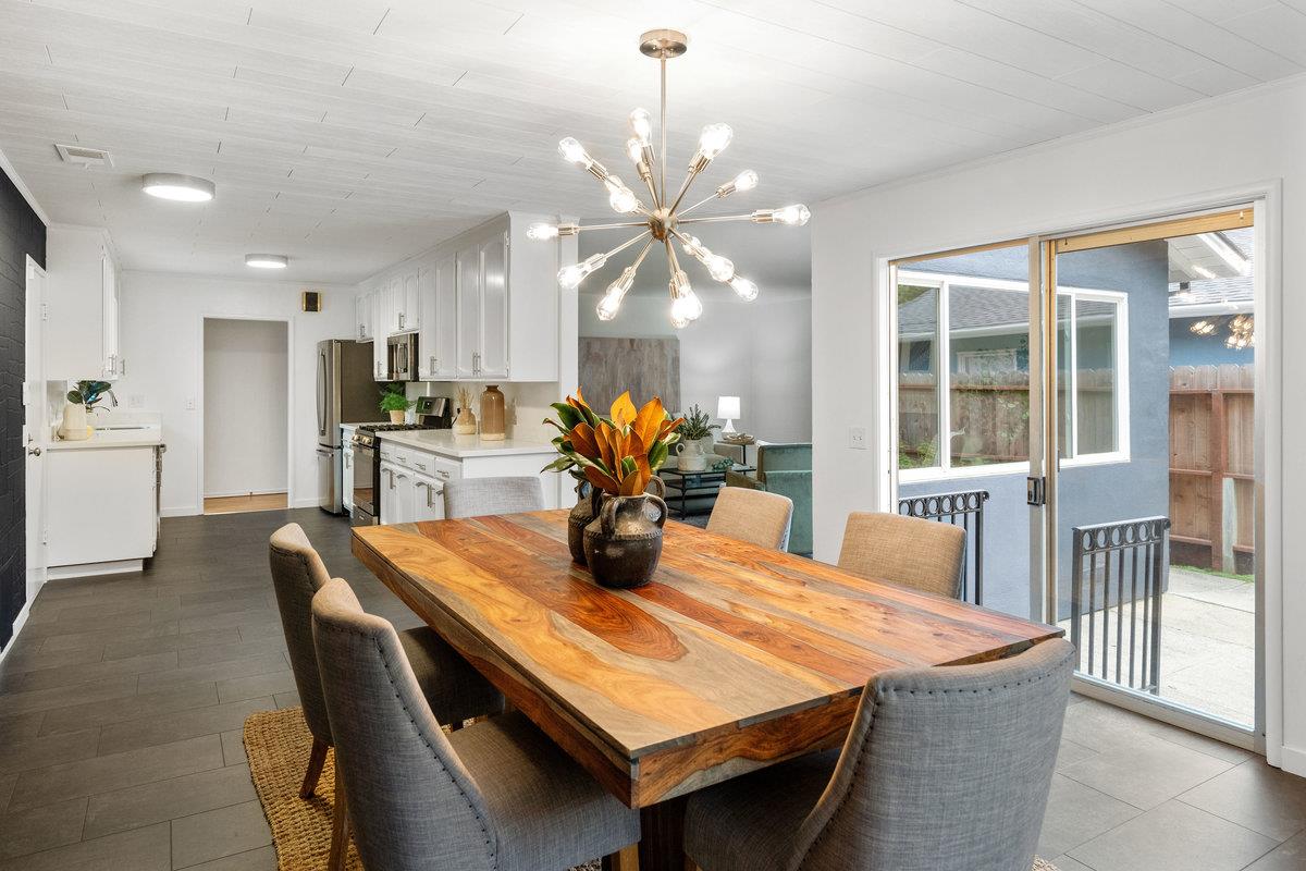 Detail Gallery Image 14 of 36 For 2341 Rollingwood Dr, San Bruno,  CA 94066 - 3 Beds | 2 Baths