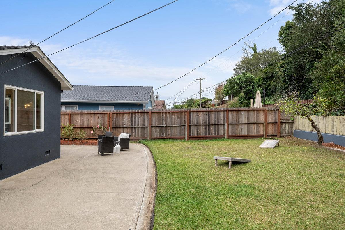 Detail Gallery Image 34 of 36 For 2341 Rollingwood Dr, San Bruno,  CA 94066 - 3 Beds | 2 Baths