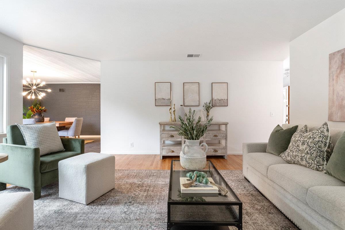 Detail Gallery Image 5 of 36 For 2341 Rollingwood Dr, San Bruno,  CA 94066 - 3 Beds | 2 Baths