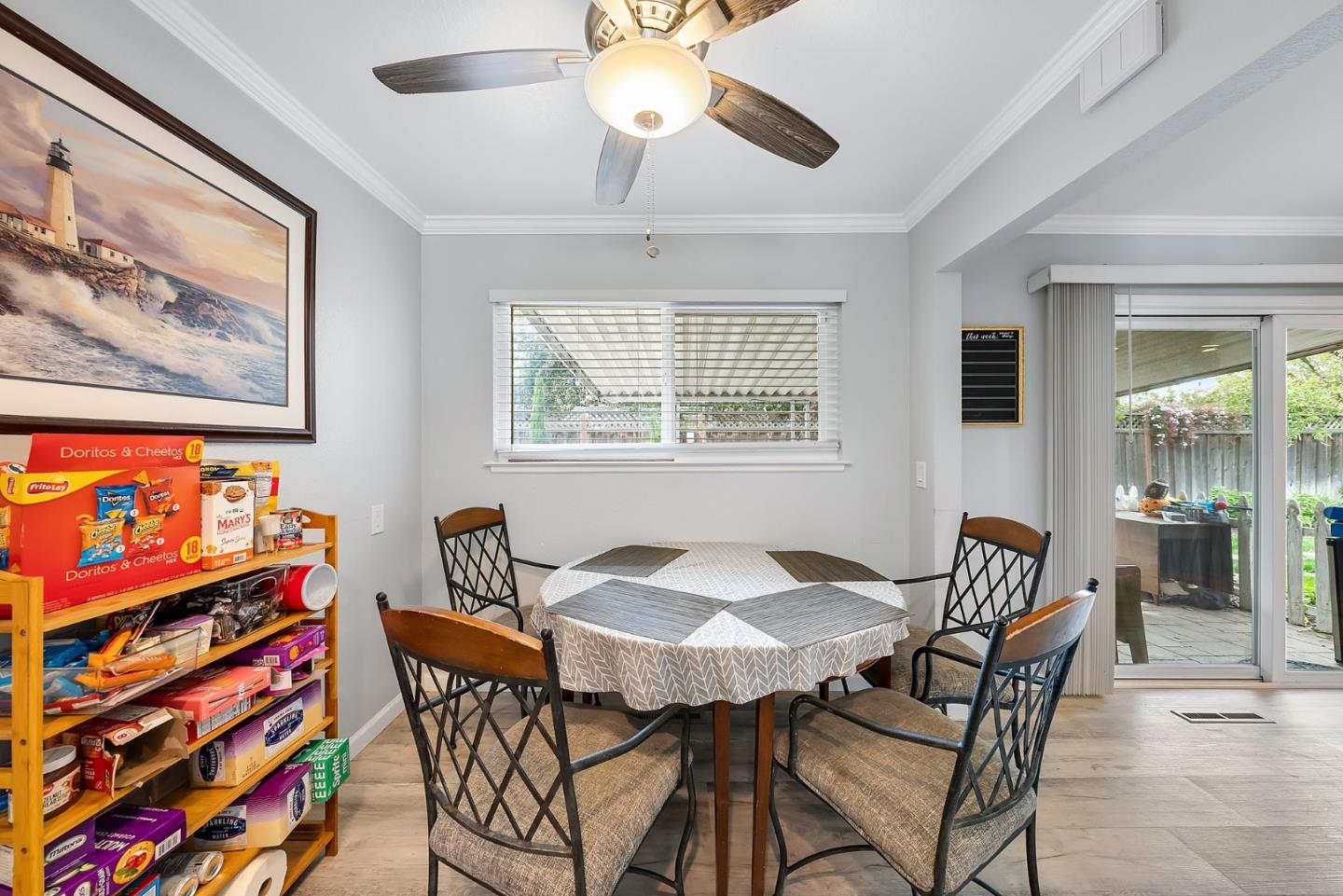 Detail Gallery Image 10 of 17 For 117 Verde Ct, Los Gatos,  CA 95032 - 2 Beds | 2 Baths