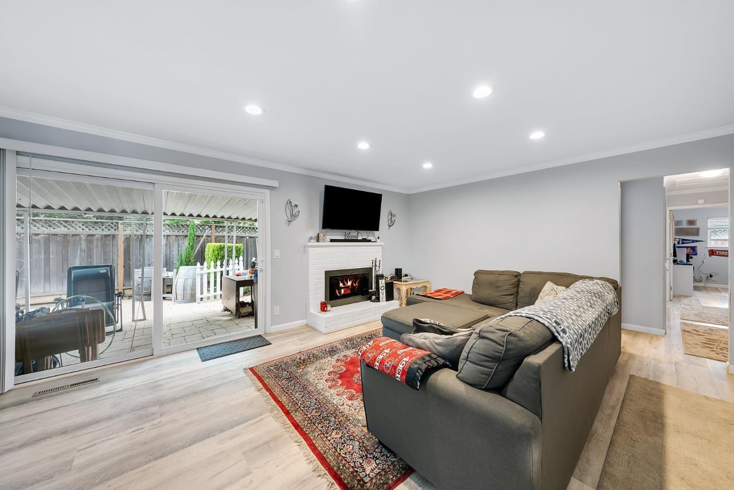 Detail Gallery Image 8 of 17 For 117 Verde Ct, Los Gatos,  CA 95032 - 2 Beds | 2 Baths