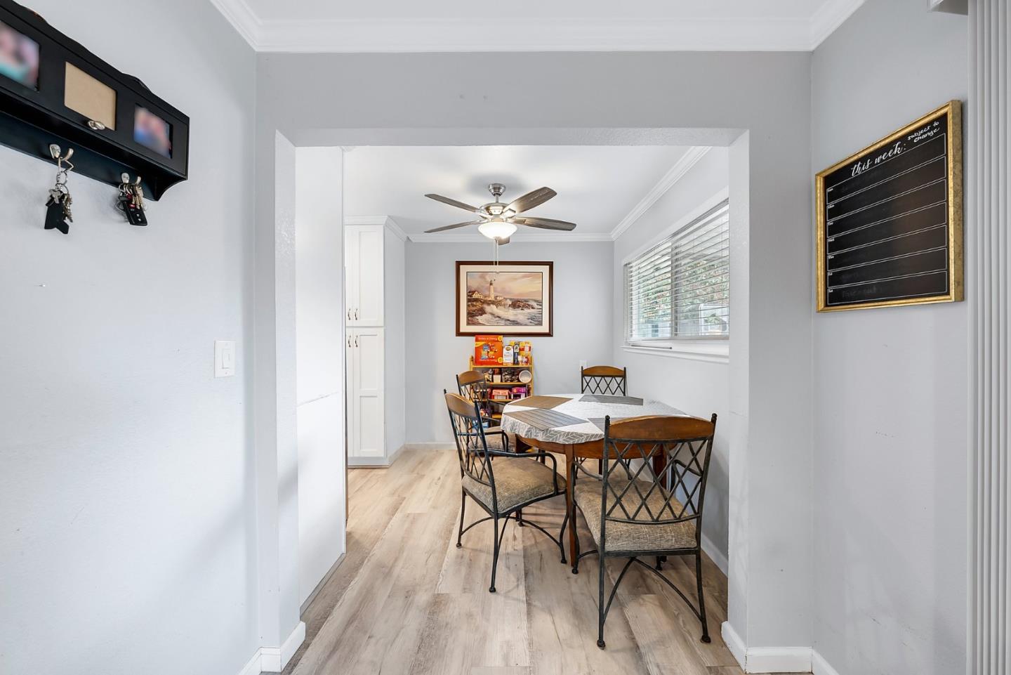 Detail Gallery Image 9 of 17 For 117 Verde Ct, Los Gatos,  CA 95032 - 2 Beds | 2 Baths