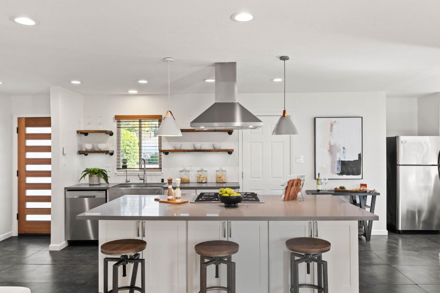 Detail Gallery Image 8 of 26 For 3689 Jarvis Ave, San Jose,  CA 95118 - 3 Beds | 1 Baths