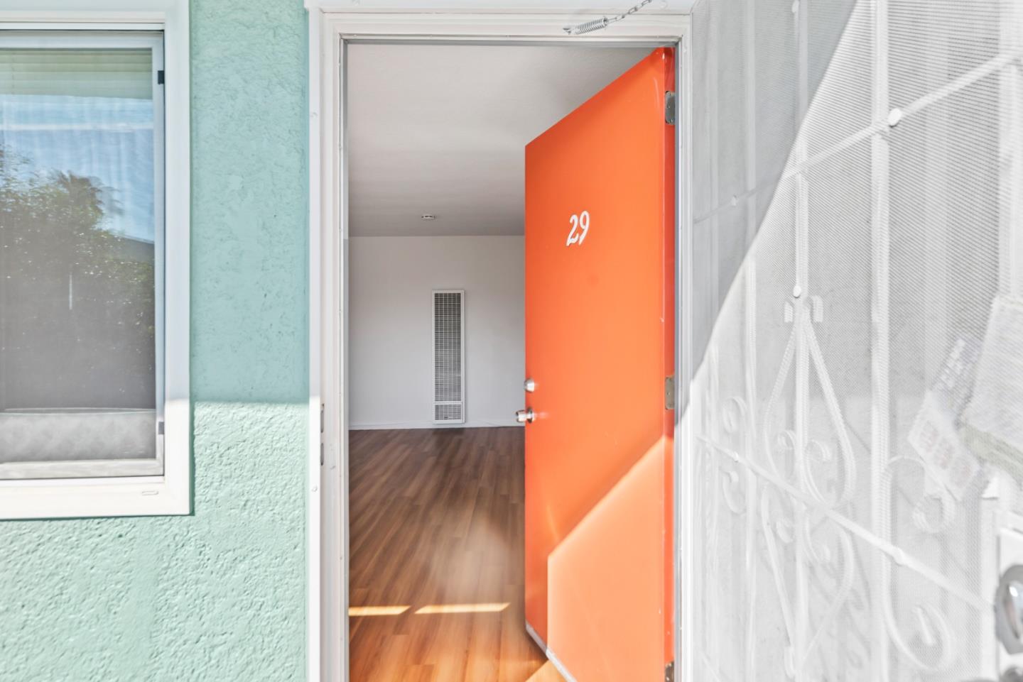 Detail Gallery Image 8 of 20 For 256 La Pala Dr, San Jose,  CA 95127 - – Beds | – Baths