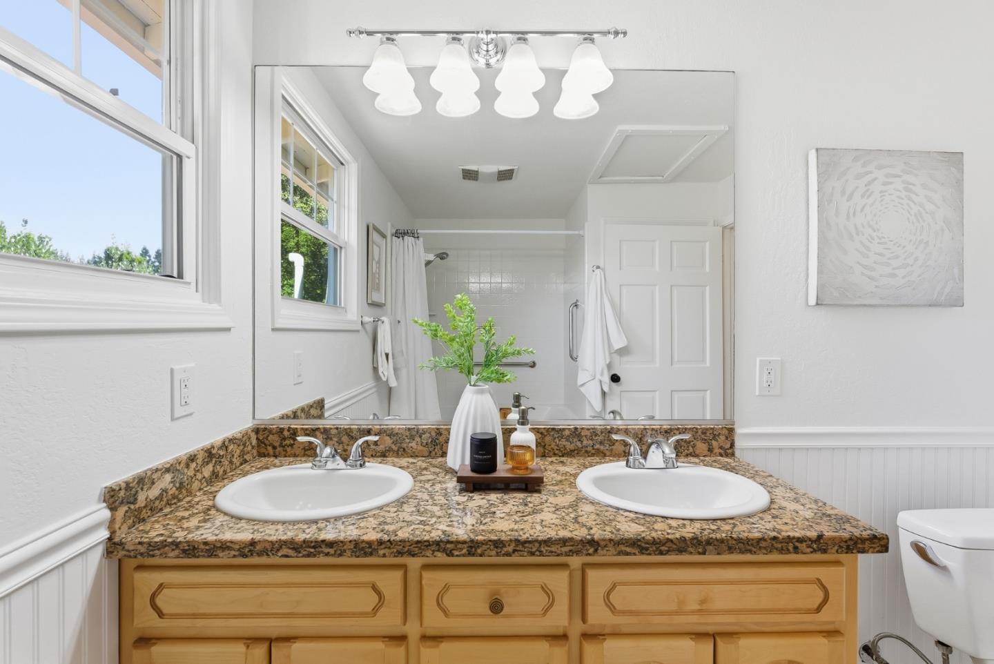 Detail Gallery Image 26 of 54 For 333 Roble Ave, Redwood City,  CA 94061 - 3 Beds | 2 Baths