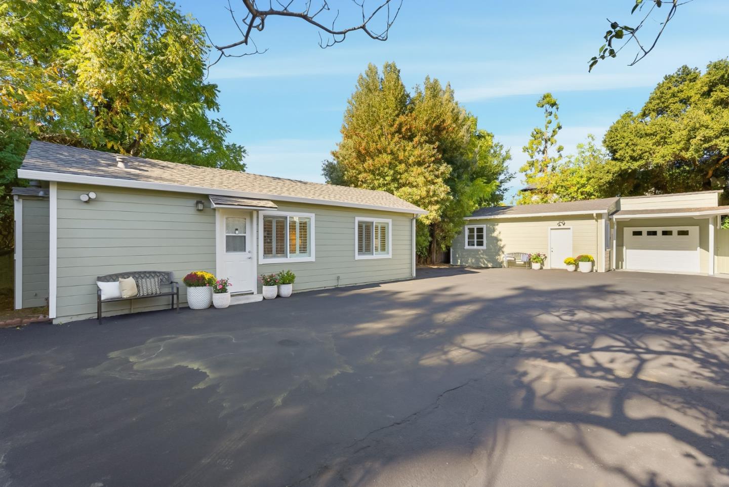 Detail Gallery Image 33 of 54 For 333 Roble Ave, Redwood City,  CA 94061 - 3 Beds | 2 Baths