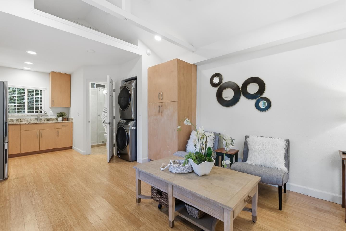 Detail Gallery Image 39 of 54 For 333 Roble Ave, Redwood City,  CA 94061 - 3 Beds | 2 Baths