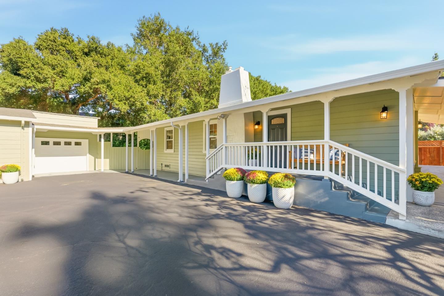 Detail Gallery Image 6 of 54 For 333 Roble Ave, Redwood City,  CA 94061 - 3 Beds | 2 Baths