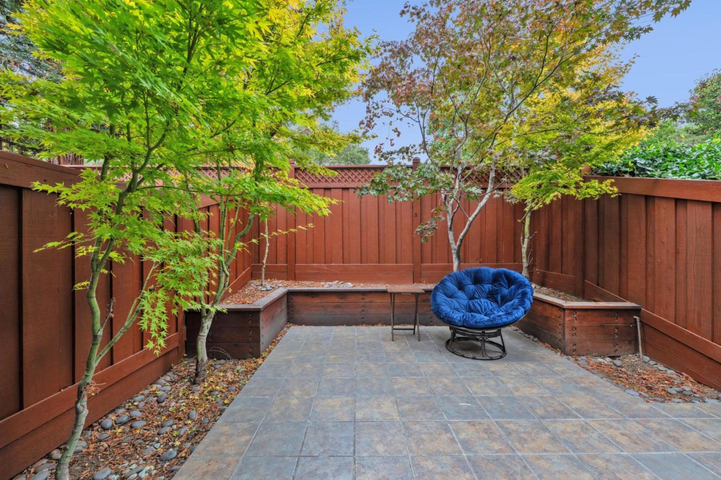 Detail Gallery Image 15 of 32 For 600 Willow Rd #8,  Menlo Park,  CA 94025 - 2 Beds | 2/1 Baths