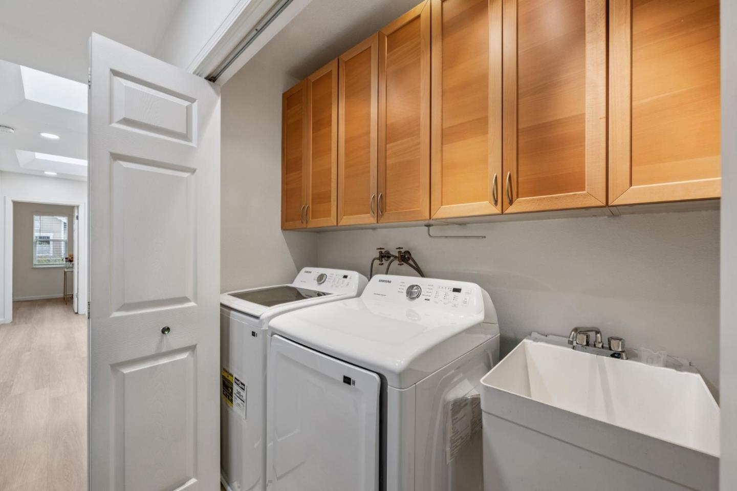 Detail Gallery Image 27 of 32 For 600 Willow Rd #8,  Menlo Park,  CA 94025 - 2 Beds | 2/1 Baths