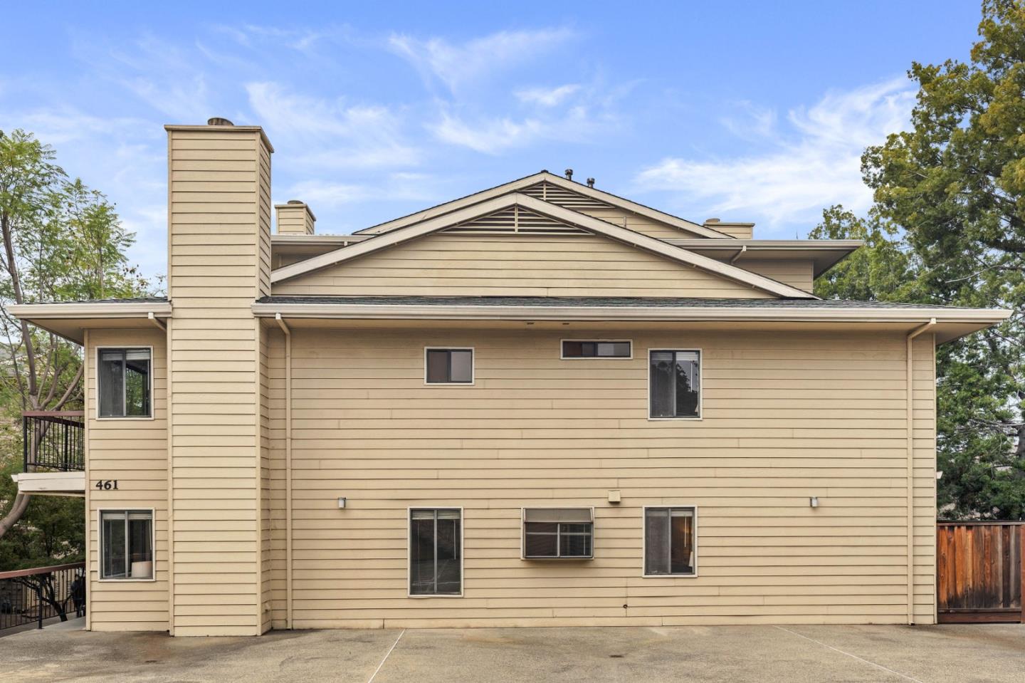 Detail Gallery Image 25 of 29 For 461 Northlake Dr #25,  San Jose,  CA 95117 - 3 Beds | 2/1 Baths