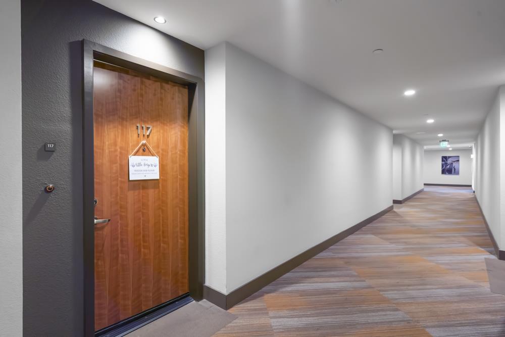 Detail Gallery Image 7 of 48 For 400 El Camino Real #117,  Belmont,  CA 94002 - 3 Beds | 2 Baths