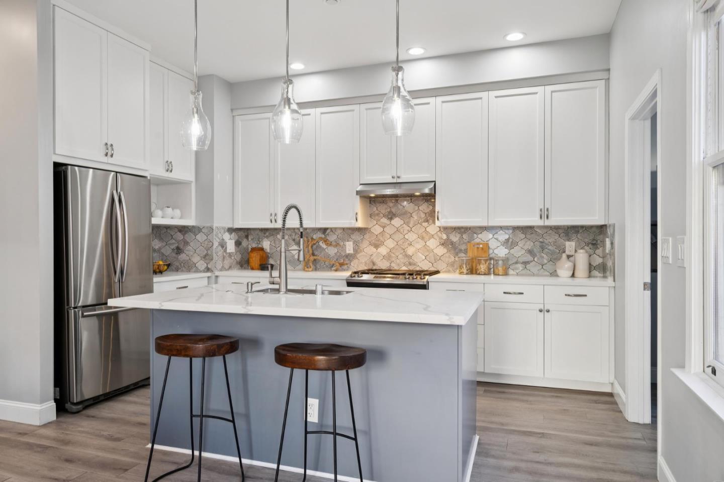 Detail Gallery Image 15 of 47 For 3000 26th St, San Francisco,  CA 94110 - 2 Beds | 2 Baths