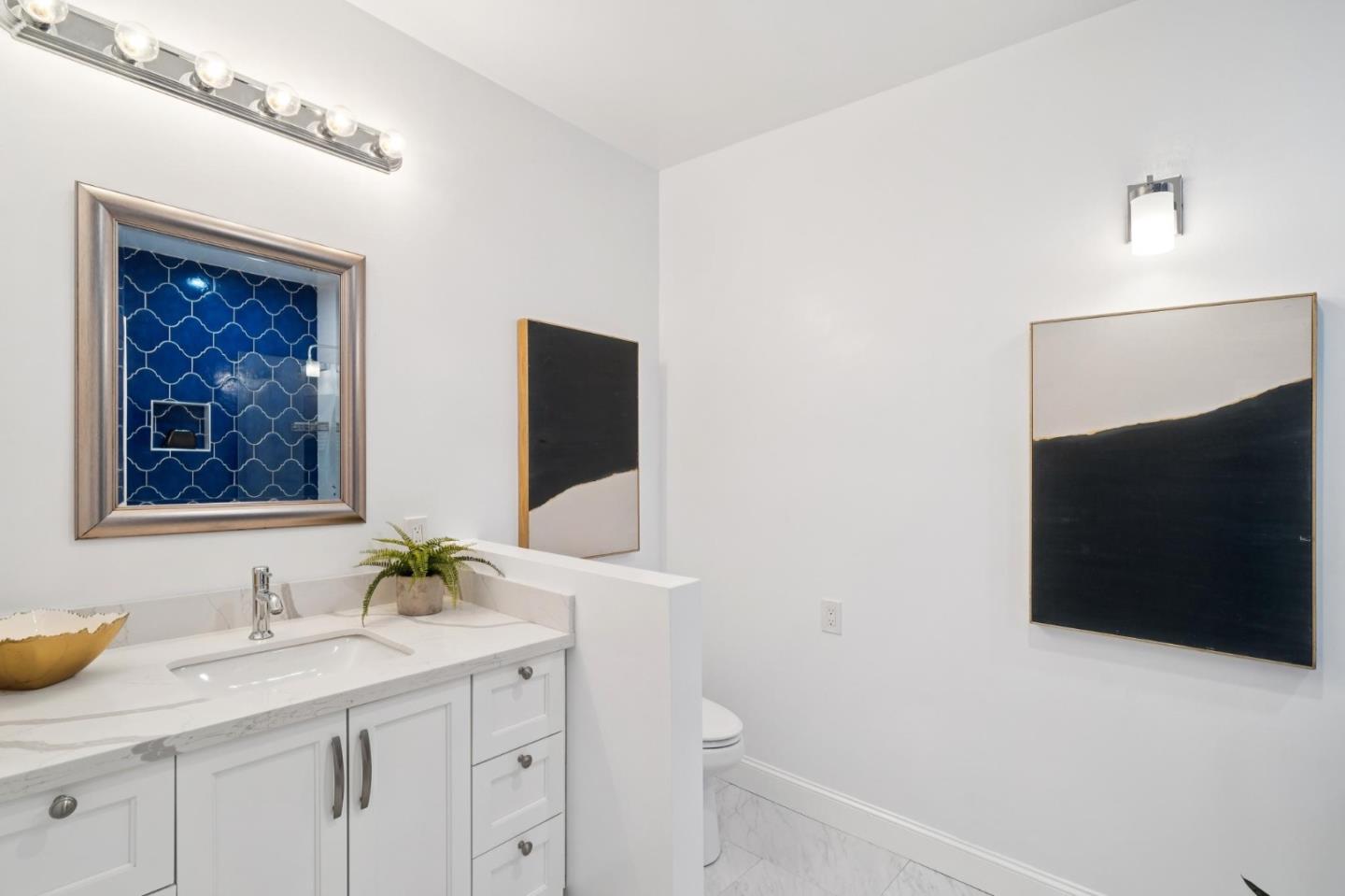 Detail Gallery Image 34 of 47 For 3000 26th St, San Francisco,  CA 94110 - 2 Beds | 2 Baths