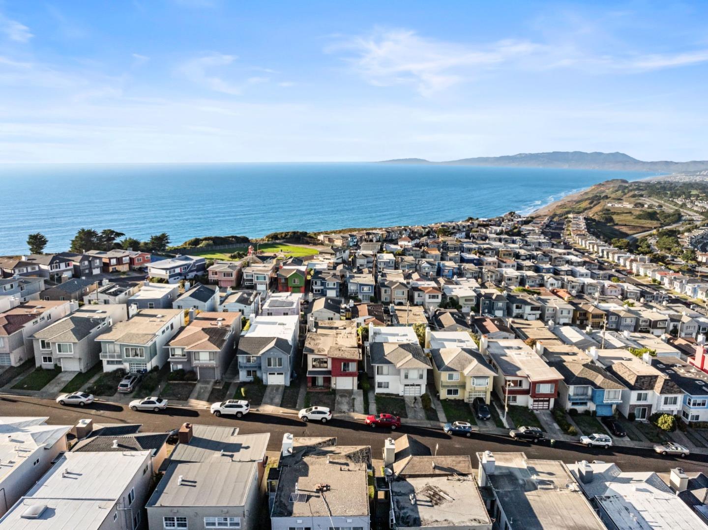 Detail Gallery Image 26 of 29 For 64 Crestview Ave, Daly City,  CA 94015 - 3 Beds | 3 Baths