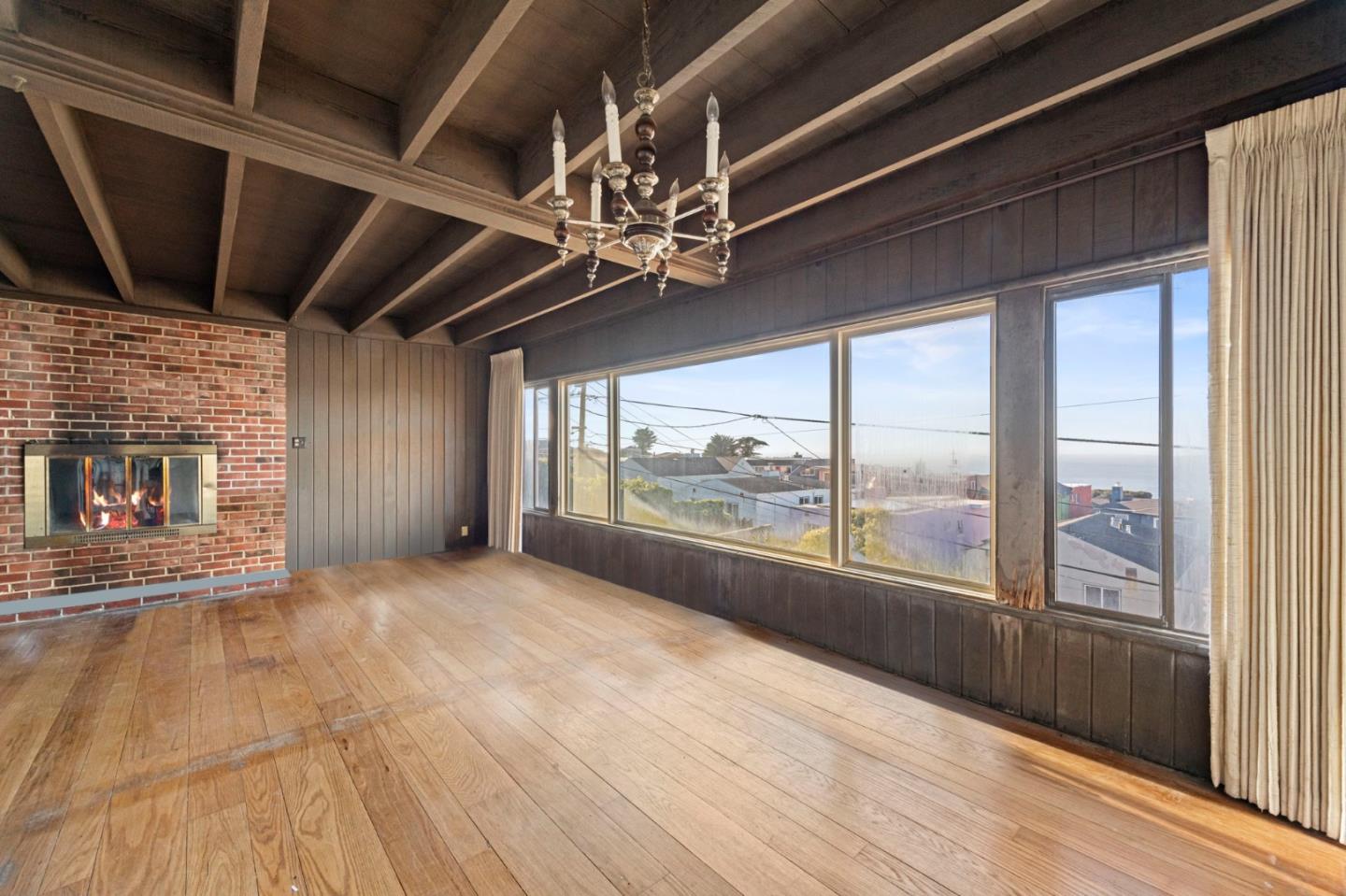 Detail Gallery Image 8 of 29 For 64 Crestview Ave, Daly City,  CA 94015 - 3 Beds | 3 Baths