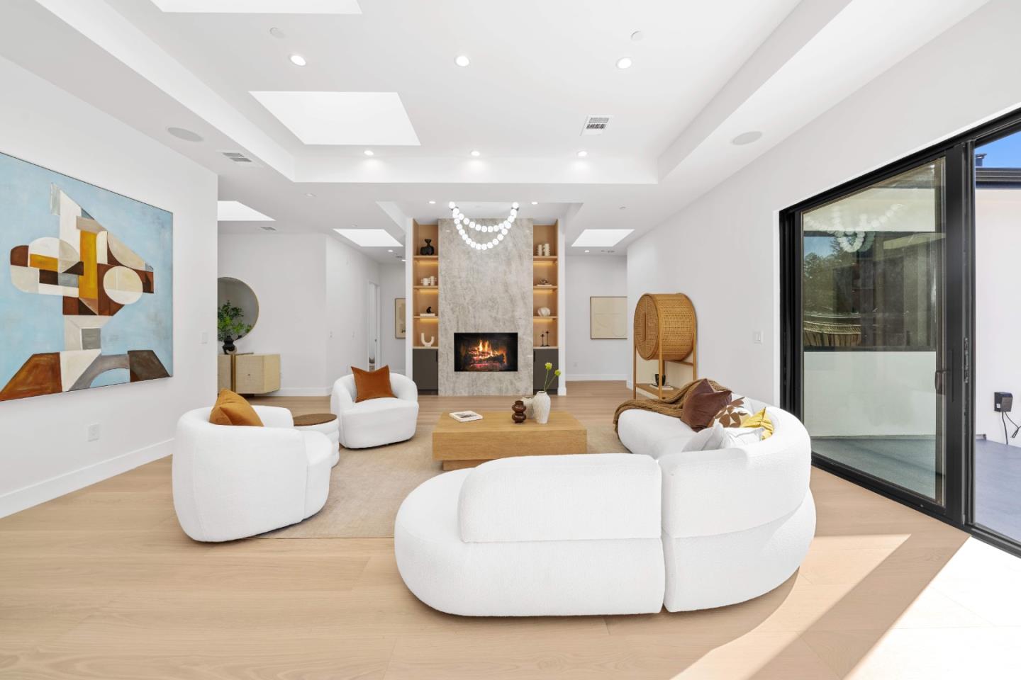 Detail Gallery Image 18 of 60 For 89 Centre St, Mountain View,  CA 94041 - 5 Beds | 4/1 Baths