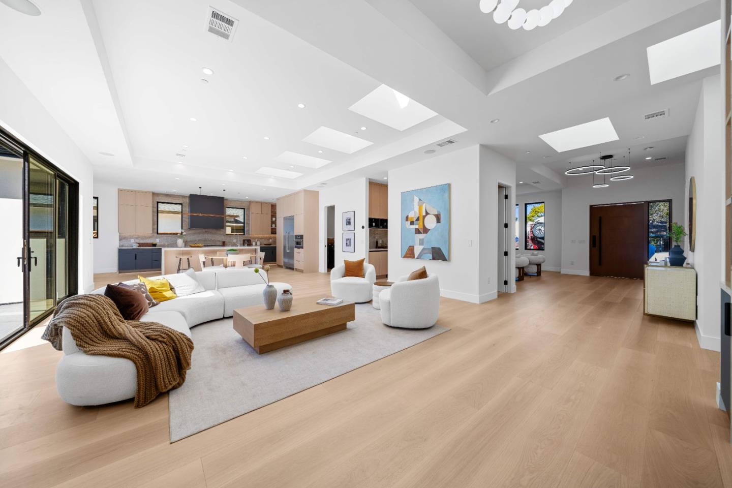 Detail Gallery Image 21 of 60 For 89 Centre St, Mountain View,  CA 94041 - 5 Beds | 4/1 Baths