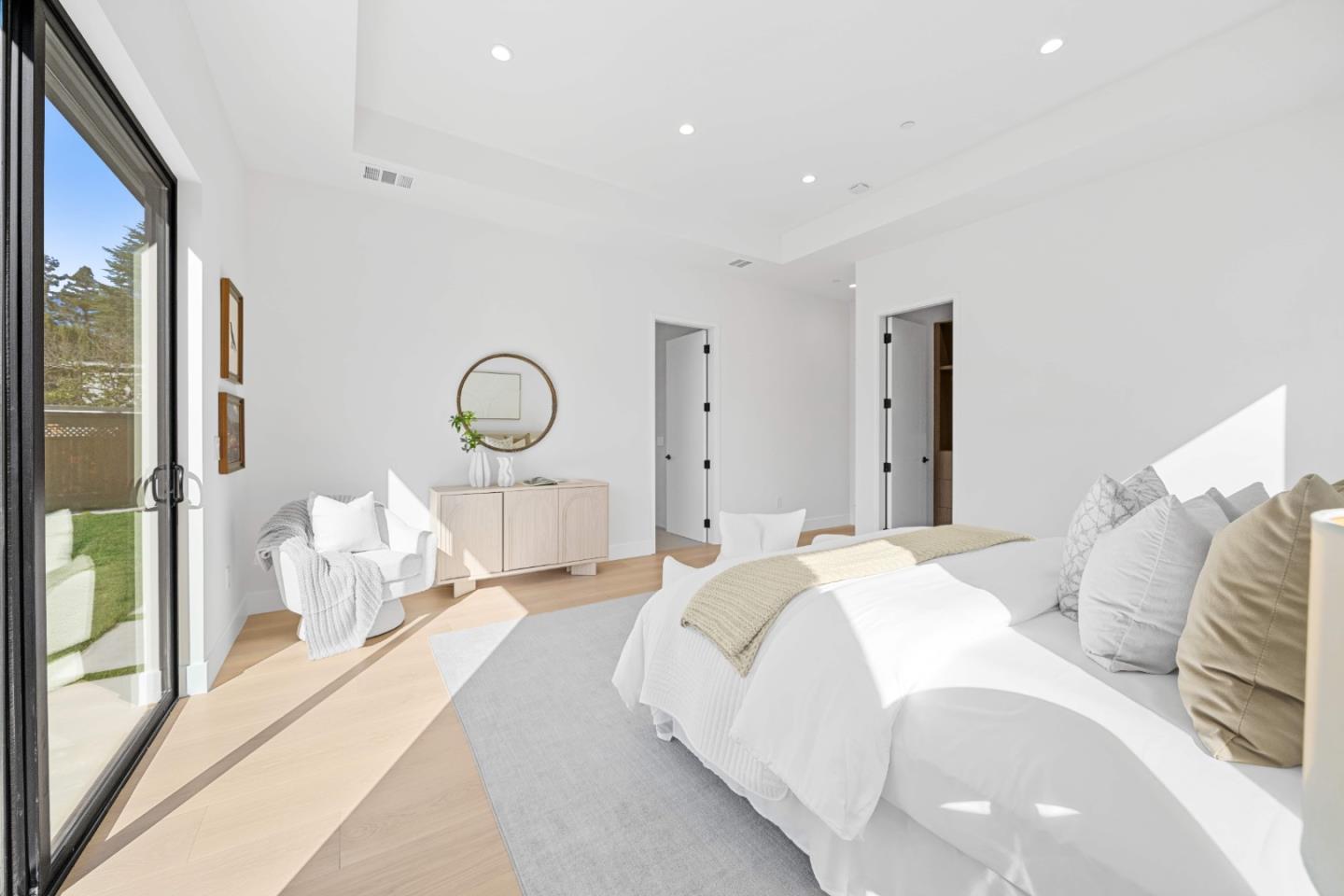 Detail Gallery Image 30 of 60 For 89 Centre St, Mountain View,  CA 94041 - 5 Beds | 4/1 Baths