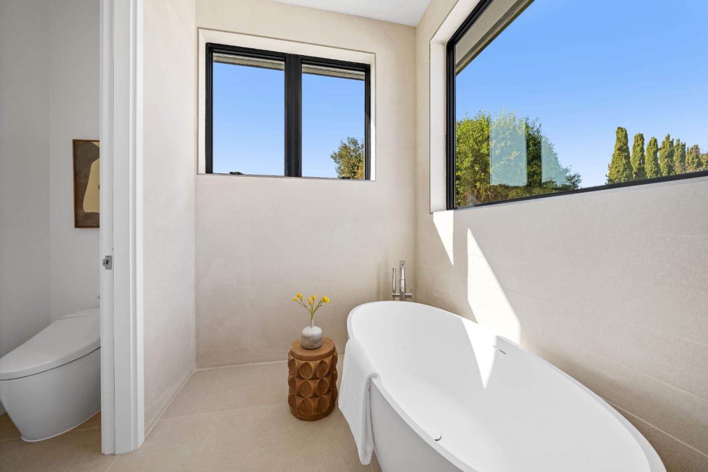 Detail Gallery Image 36 of 60 For 89 Centre St, Mountain View,  CA 94041 - 5 Beds | 4/1 Baths