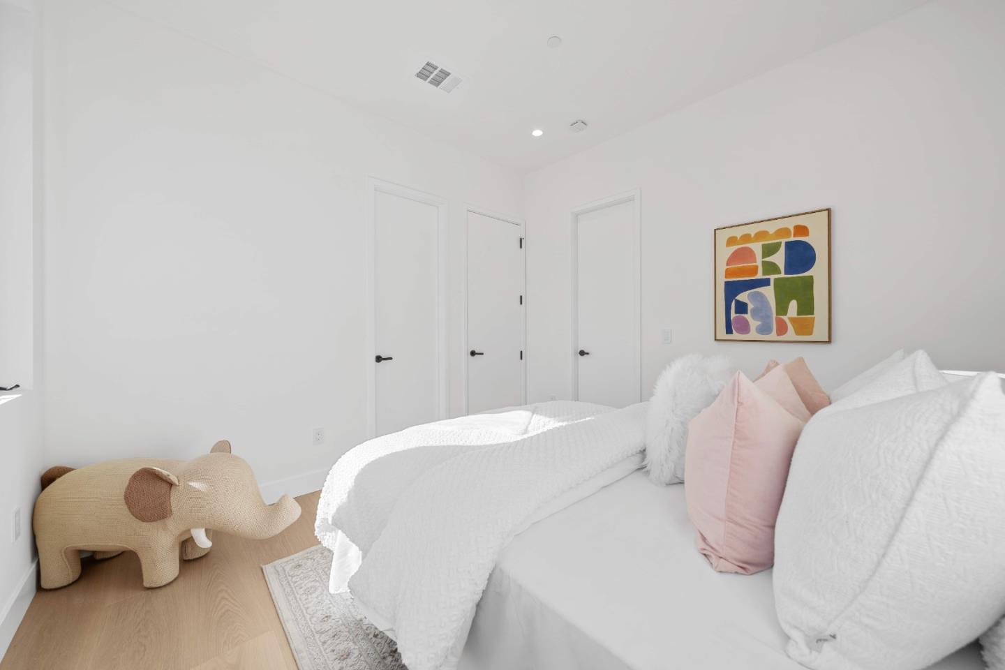 Detail Gallery Image 41 of 60 For 89 Centre St, Mountain View,  CA 94041 - 5 Beds | 4/1 Baths