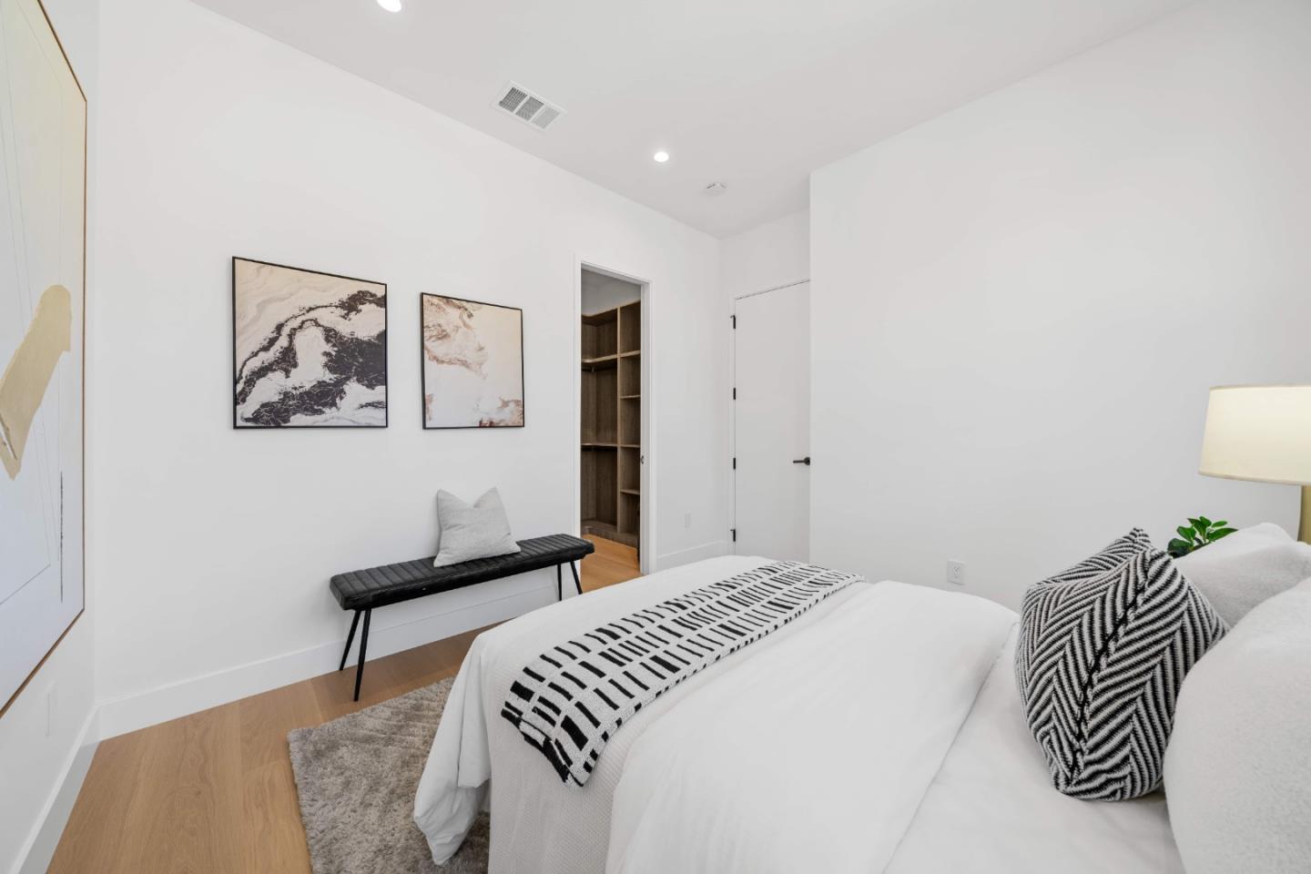 Detail Gallery Image 46 of 60 For 89 Centre St, Mountain View,  CA 94041 - 5 Beds | 4/1 Baths