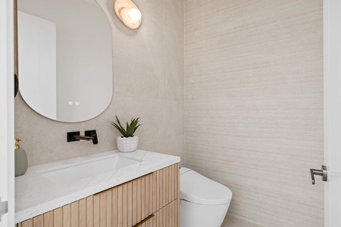 Detail Gallery Image 53 of 60 For 89 Centre St, Mountain View,  CA 94041 - 5 Beds | 4/1 Baths