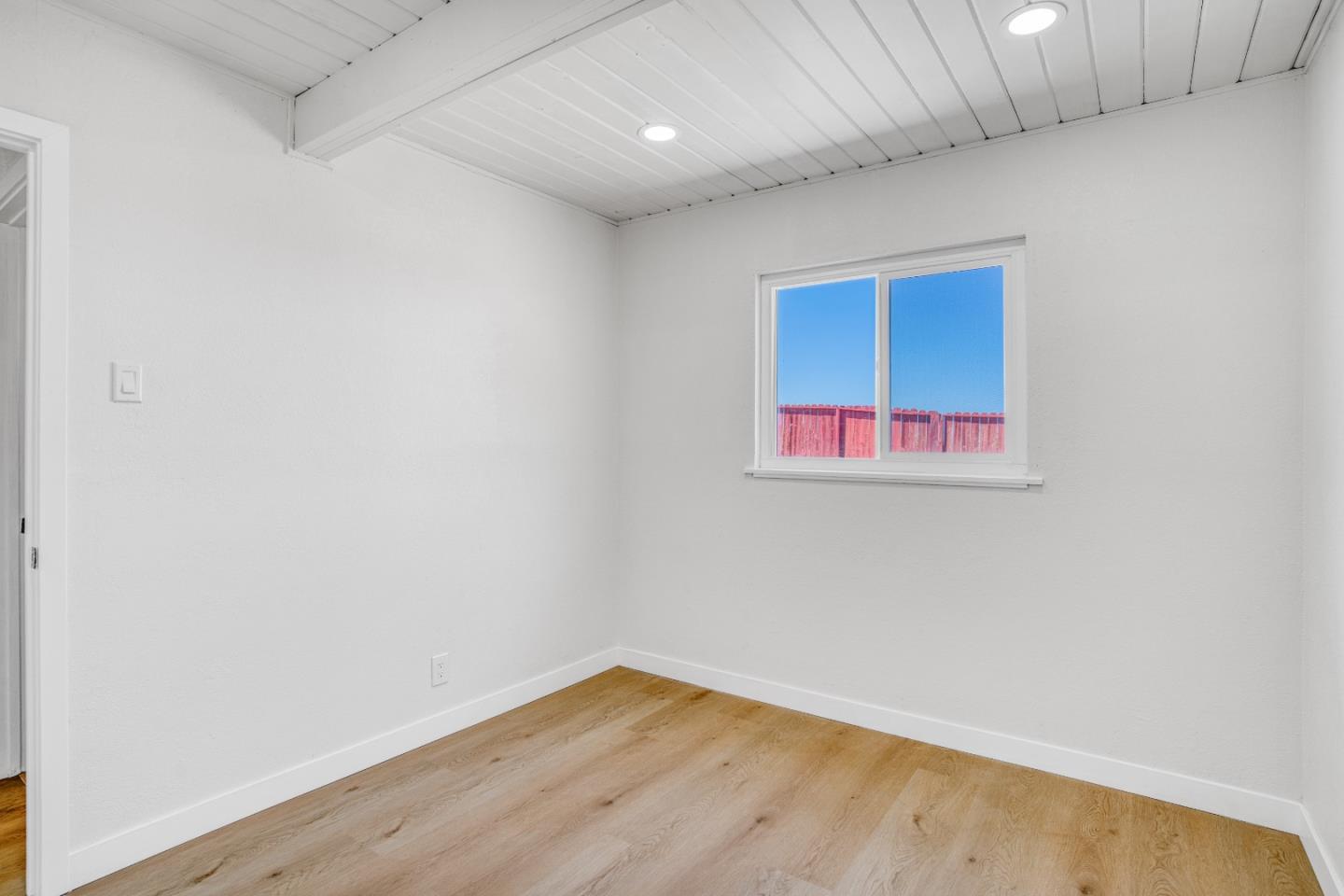 Detail Gallery Image 12 of 25 For 1339 Lettia Rd, San Pablo,  CA 94806 - 3 Beds | 1 Baths