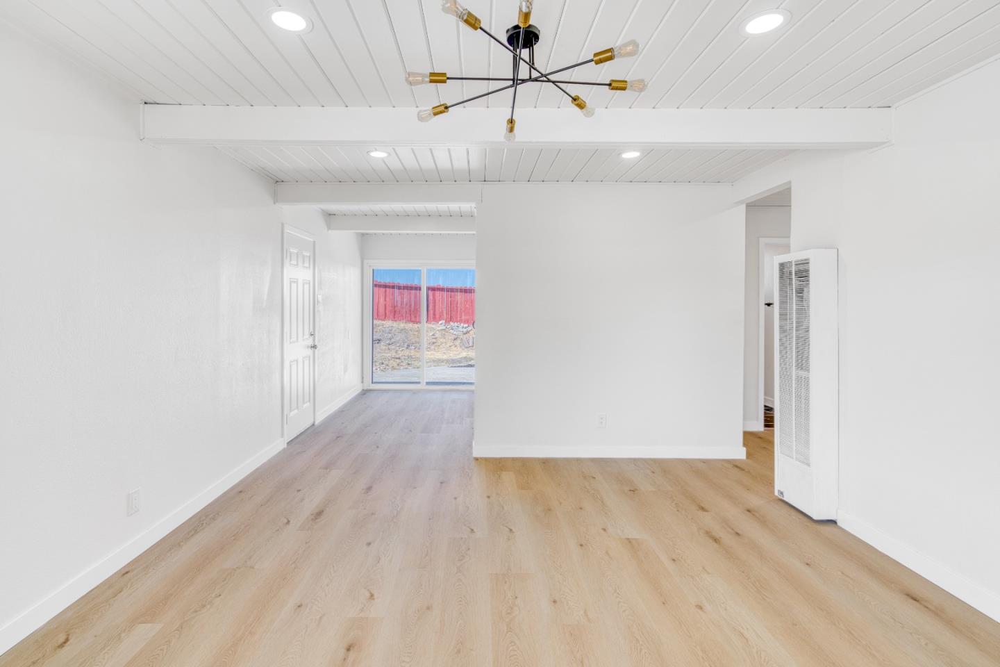 Detail Gallery Image 6 of 25 For 1339 Lettia Rd, San Pablo,  CA 94806 - 3 Beds | 1 Baths