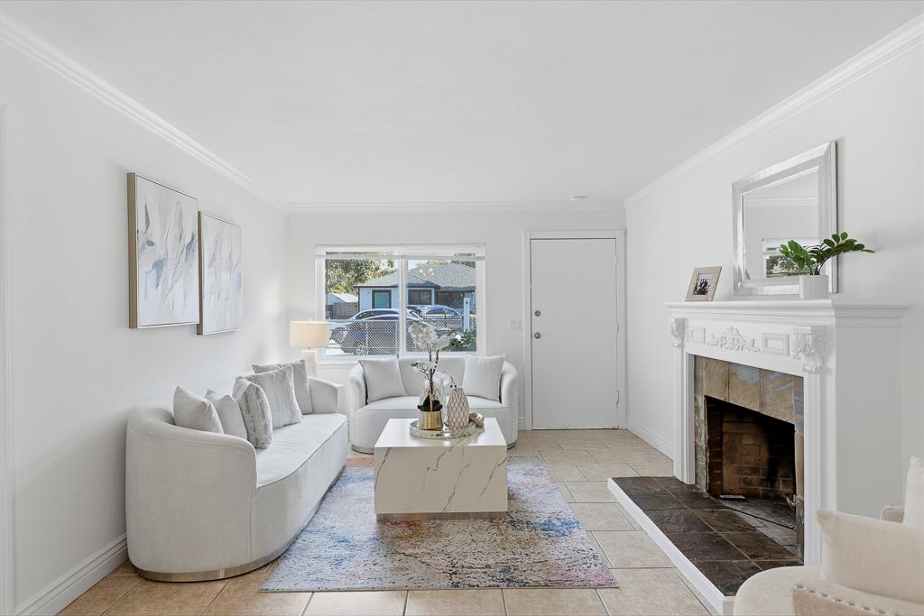 Detail Gallery Image 10 of 84 For 1183 Saratoga Ave, East Palo Alto,  CA 94303 - 4 Beds | 2 Baths