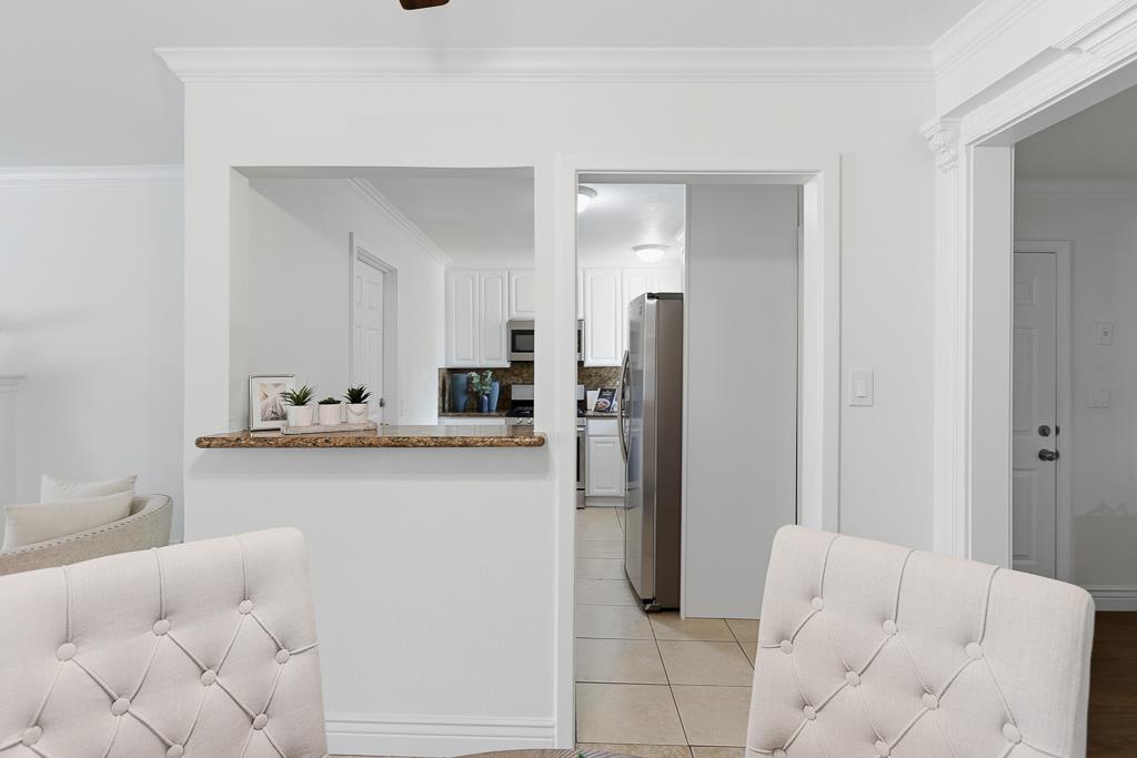 Detail Gallery Image 11 of 84 For 1183 Saratoga Ave, East Palo Alto,  CA 94303 - 4 Beds | 2 Baths