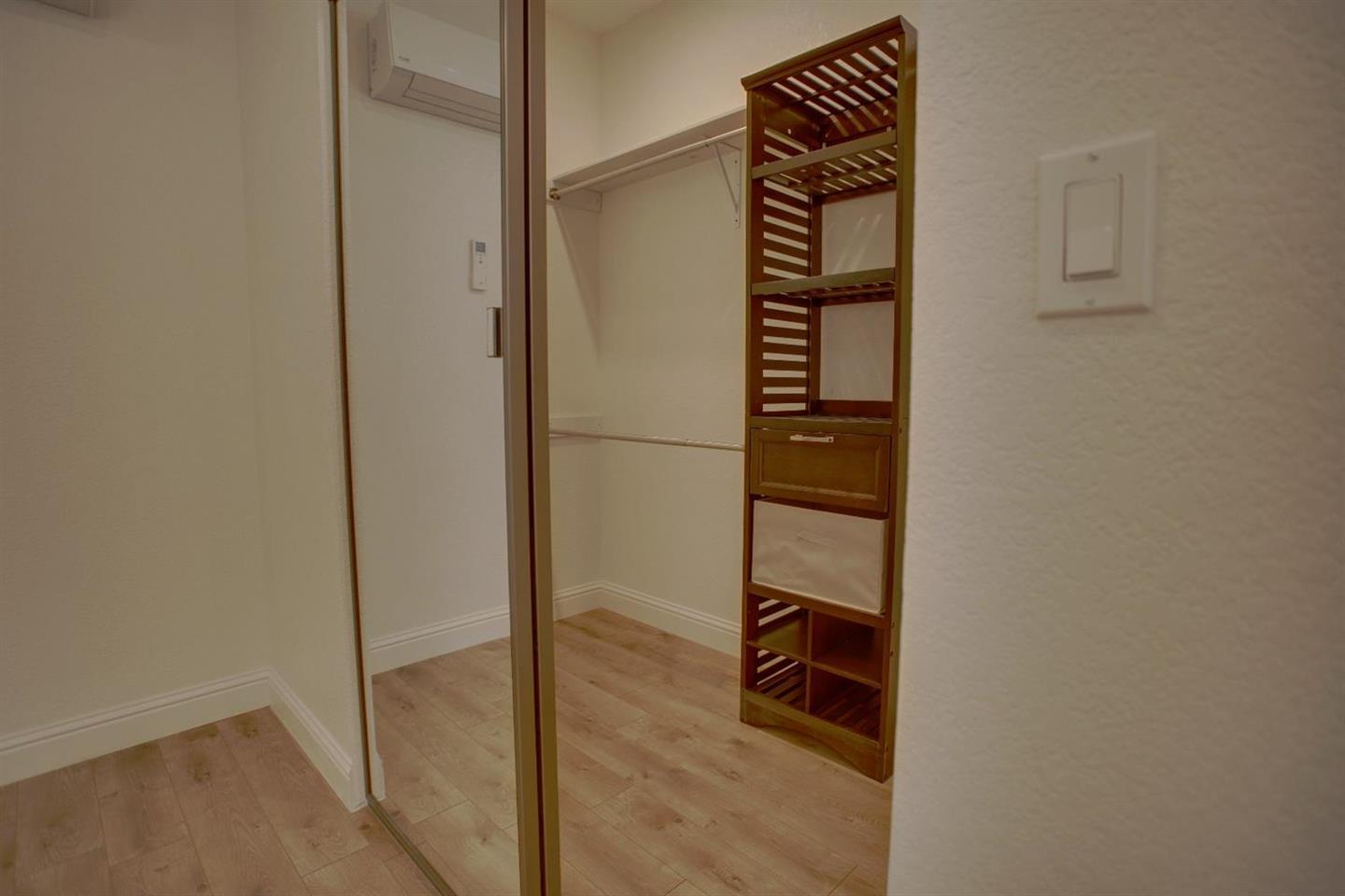 Detail Gallery Image 11 of 33 For 3012 4th Ave, Sacramento,  CA 95817 - – Beds | – Baths